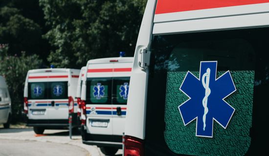 射洪救护车转运病人过路高速收费吗?